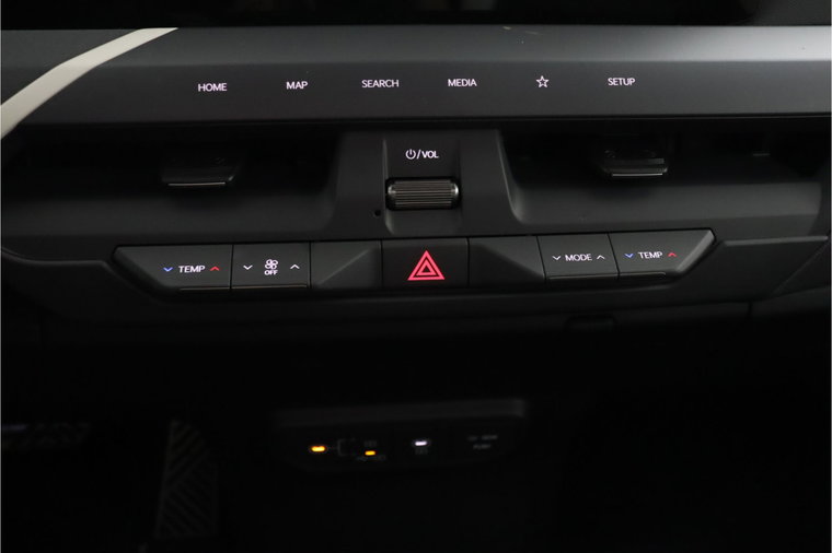Vehicle Image 27