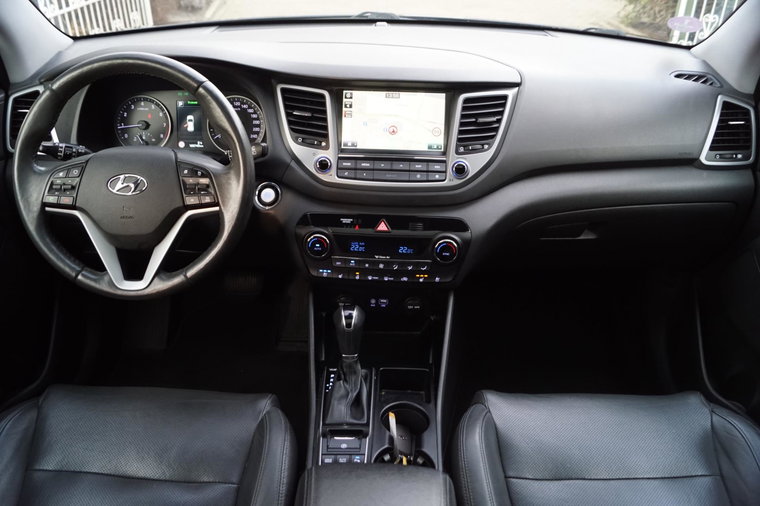 Vehicle Image 38