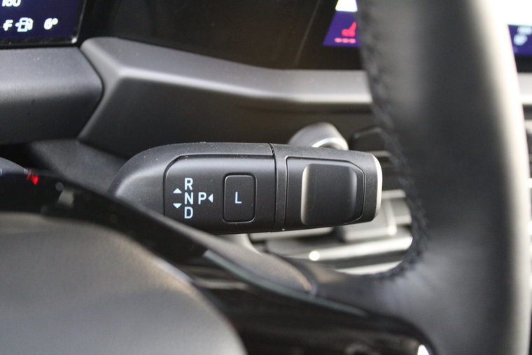 Vehicle Image 23