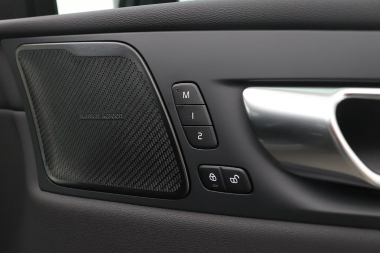 Vehicle Image 48