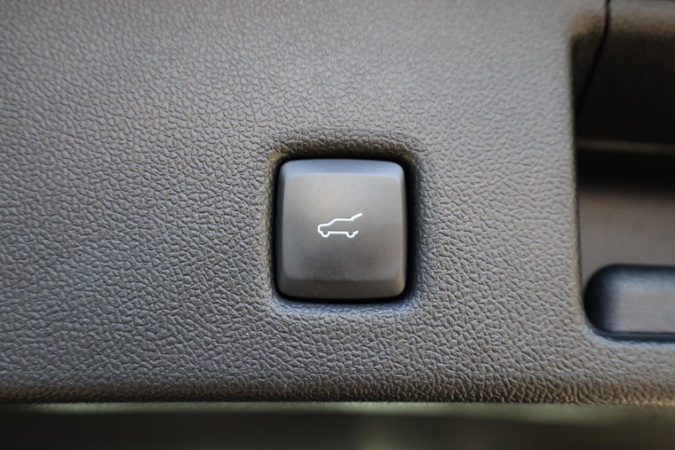 Vehicle Image 23