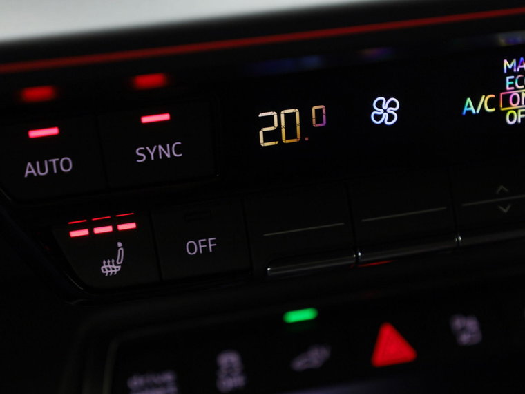 Vehicle Image 35