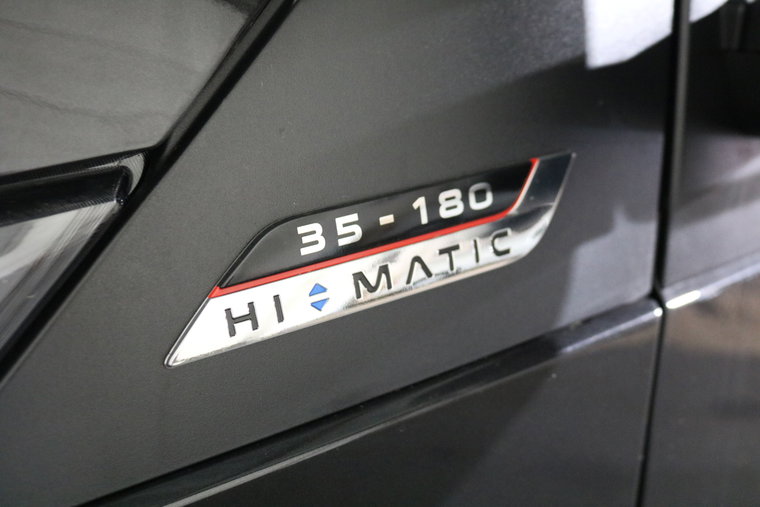 Vehicle Image 18