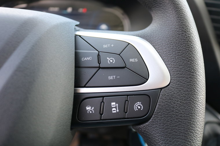 Vehicle Image 23