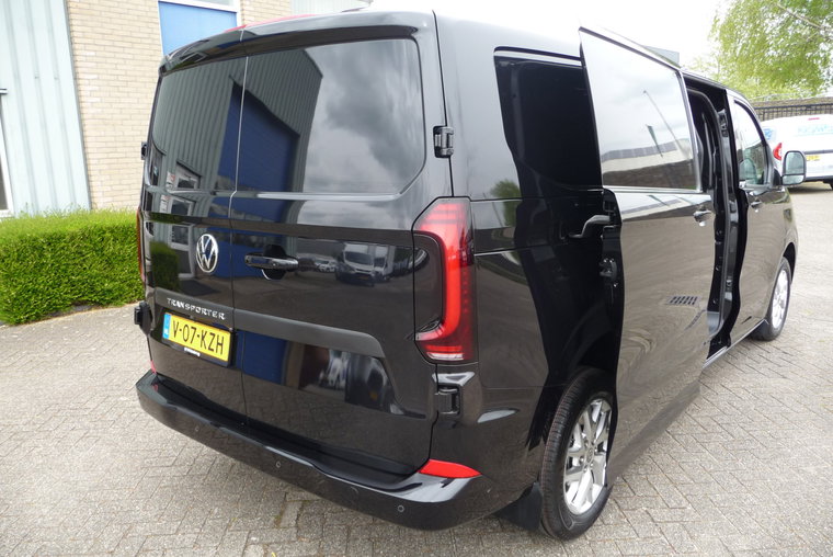 Vehicle Image 22