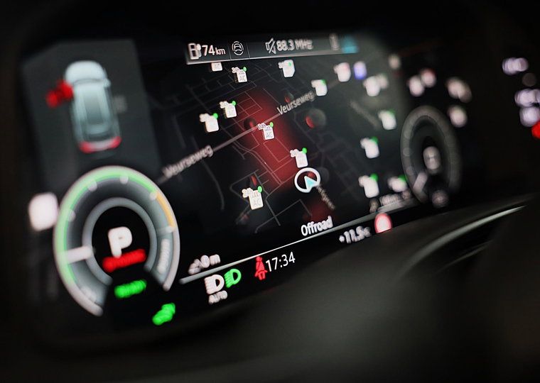 Vehicle Image 11