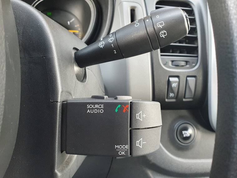 Vehicle Image 33