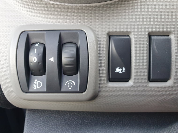 Vehicle Image 35
