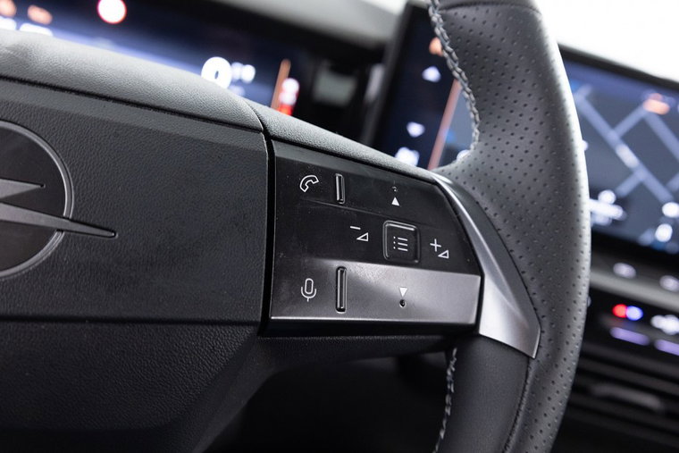 Vehicle Image 36