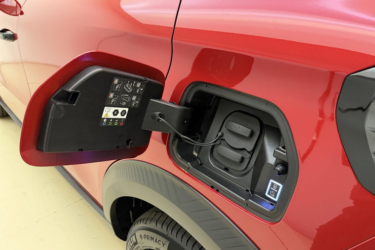 Vehicle Image 15