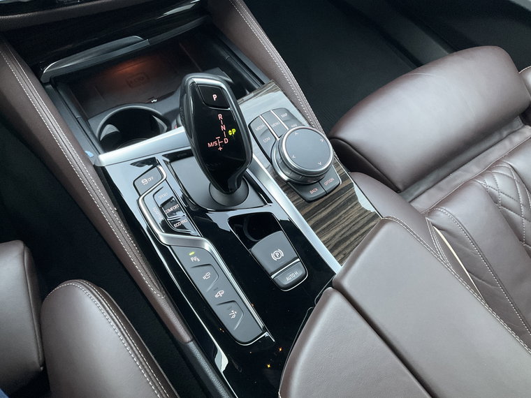 Vehicle Image 45