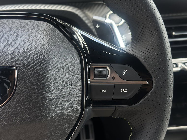 Vehicle Image 28