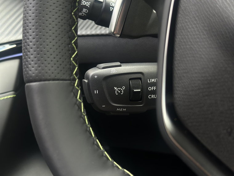 Vehicle Image 29