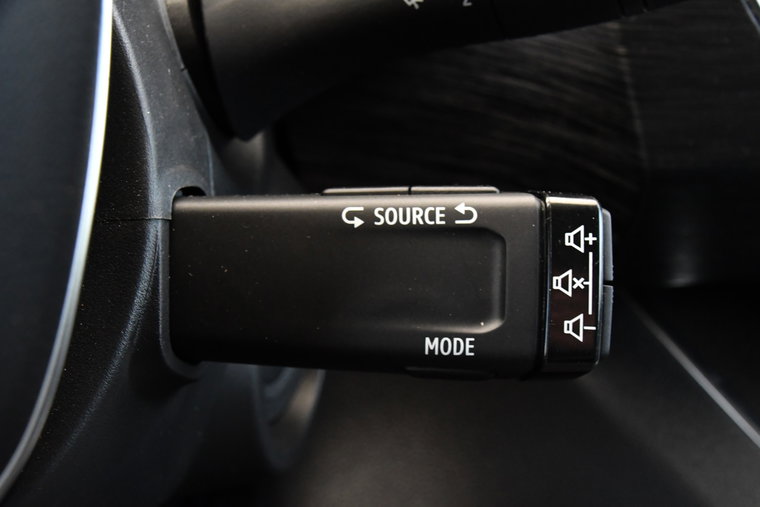 Vehicle Image 28