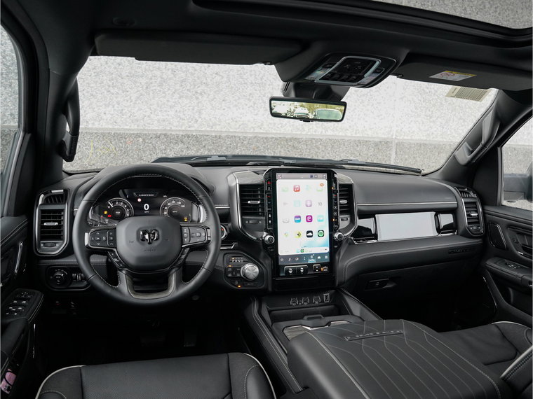 Vehicle Image 39
