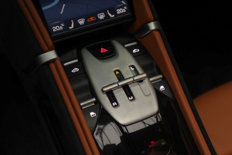 Vehicle Image 38