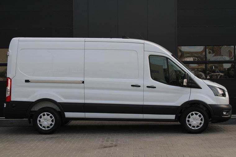 Vehicle Image 28