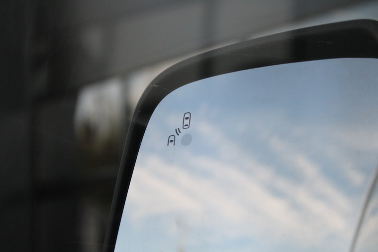 Vehicle Image 36
