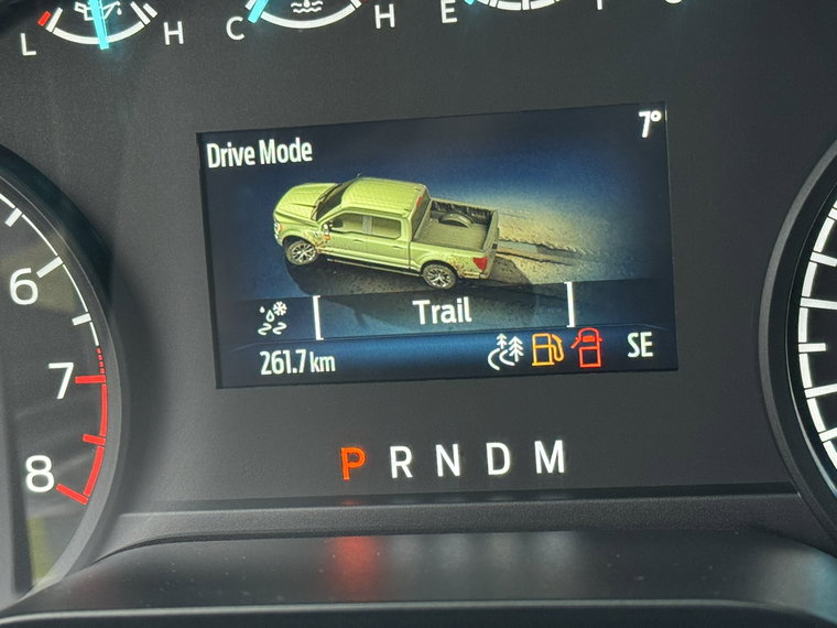 Vehicle Image 26