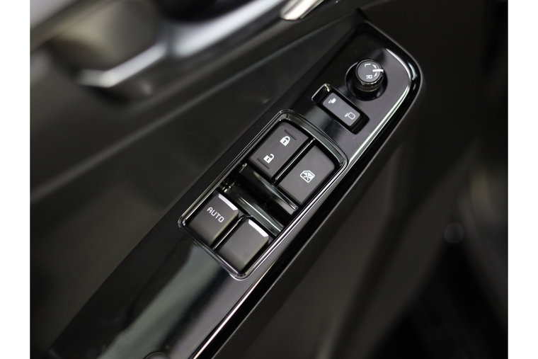Vehicle Image 33