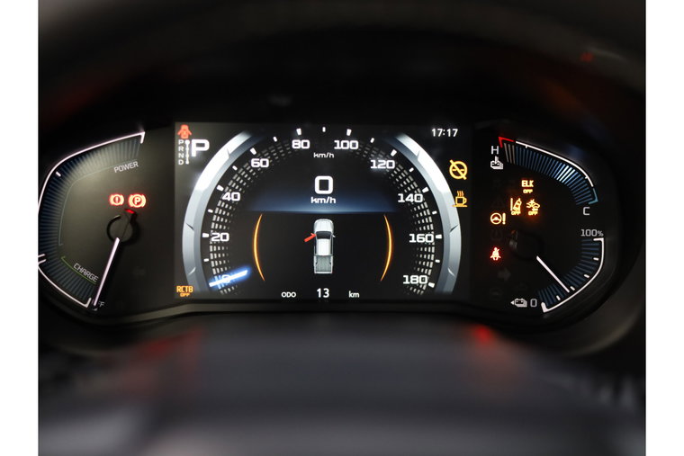 Vehicle Image 9