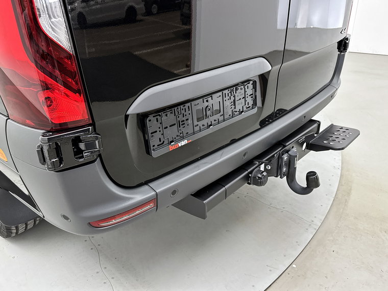 Vehicle Image 39