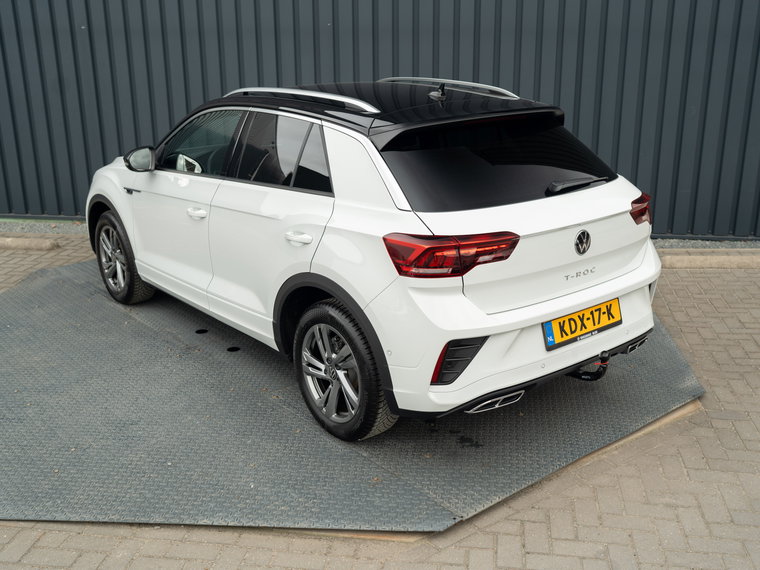 Vehicle Image 38