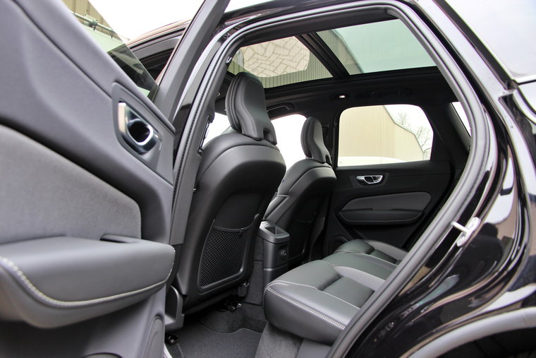 Vehicle Image 33