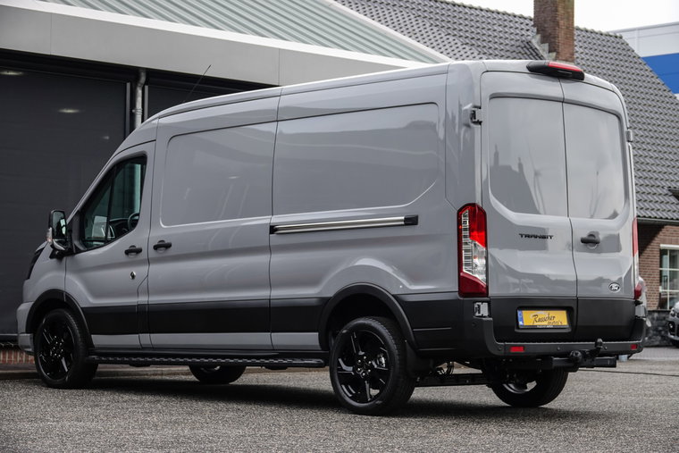 Vehicle Image 22