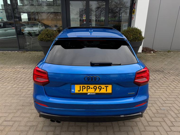 Vehicle Image 18