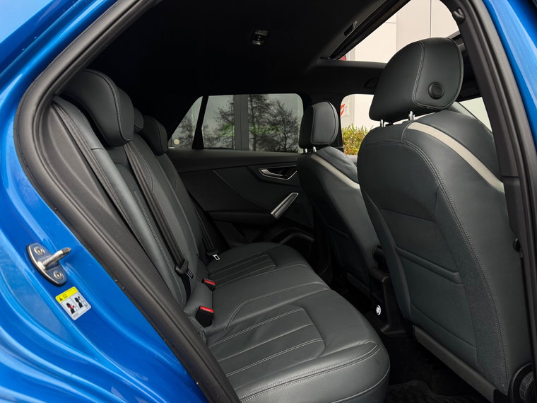 Vehicle Image 24
