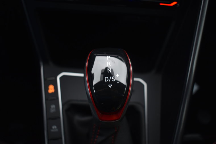Vehicle Image 28