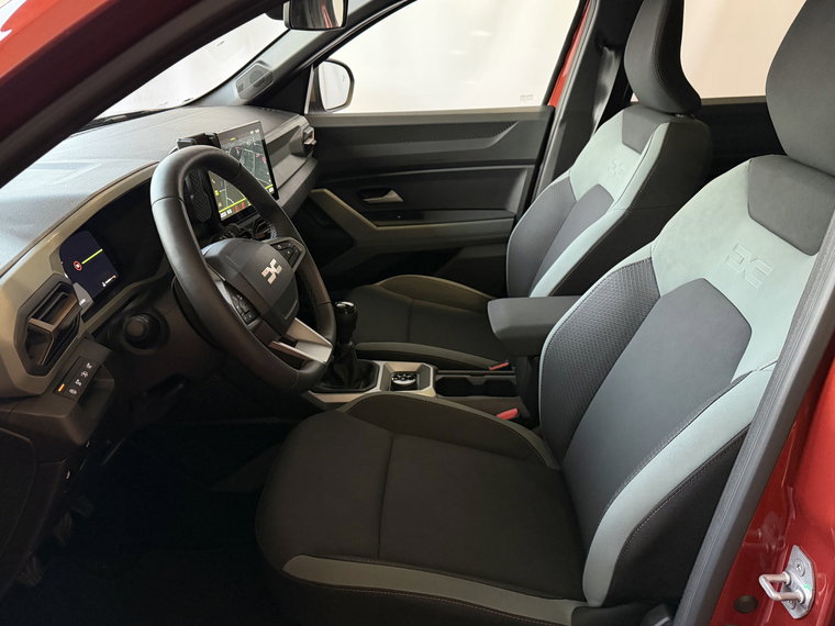 Vehicle Image 17