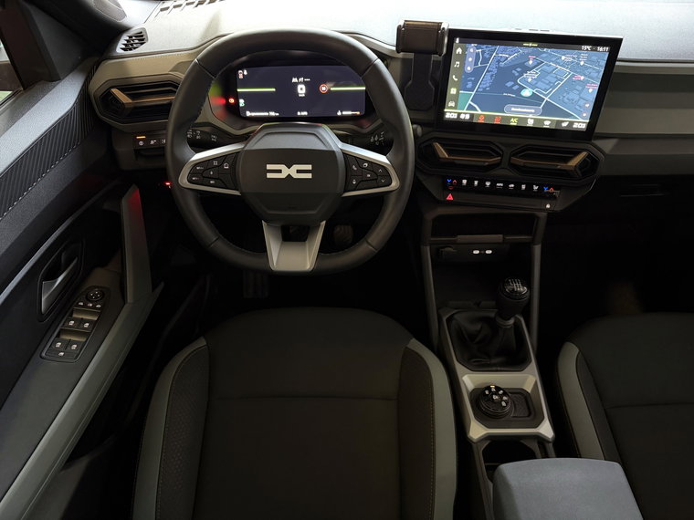 Vehicle Image 23