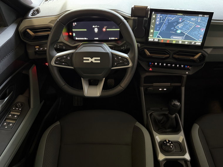 Vehicle Image 24