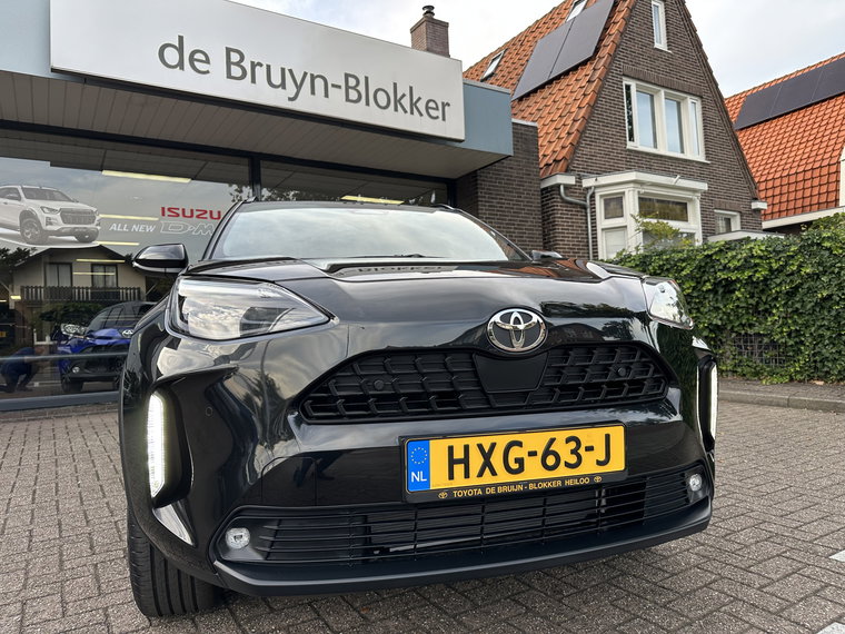 Vehicle Image 11