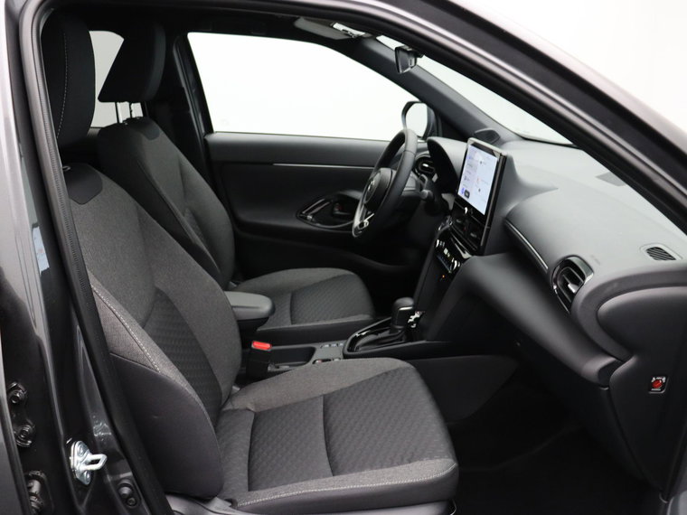 Vehicle Image 11