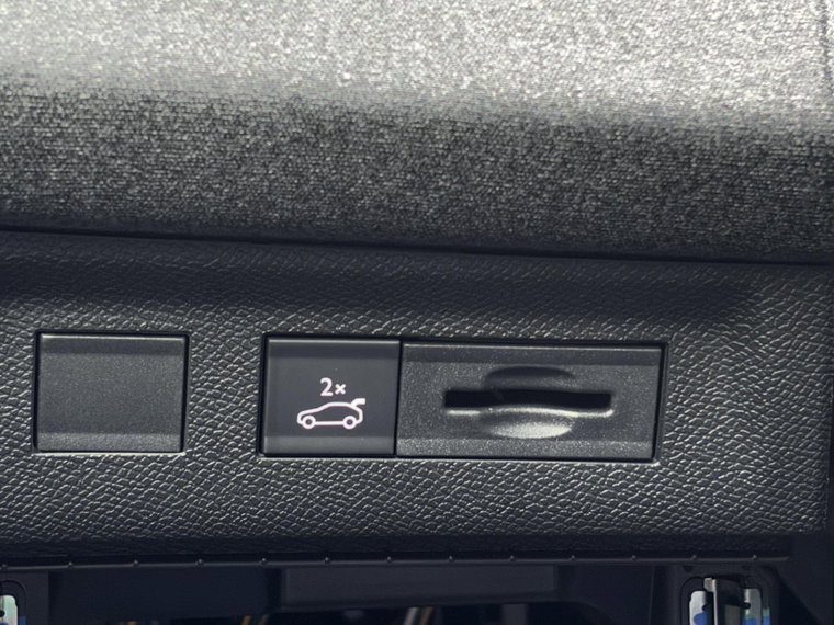 Vehicle Image 27