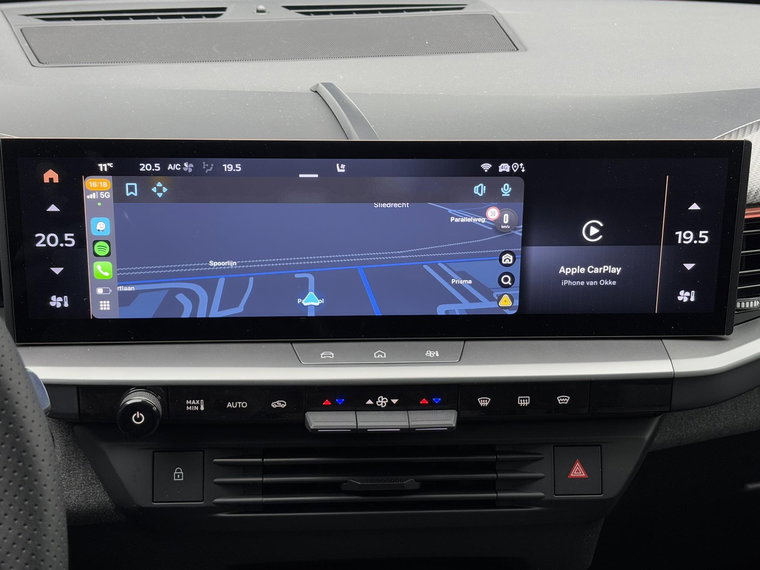 Vehicle Image 37