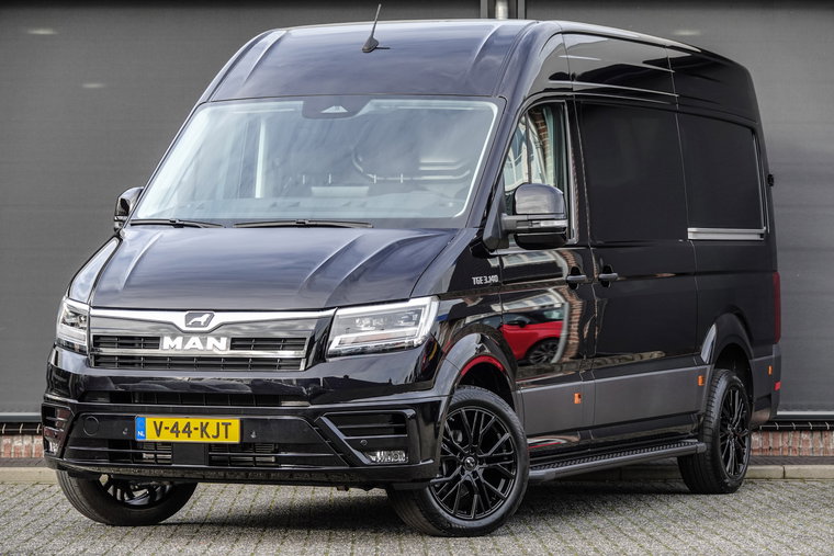 Vehicle Image 24