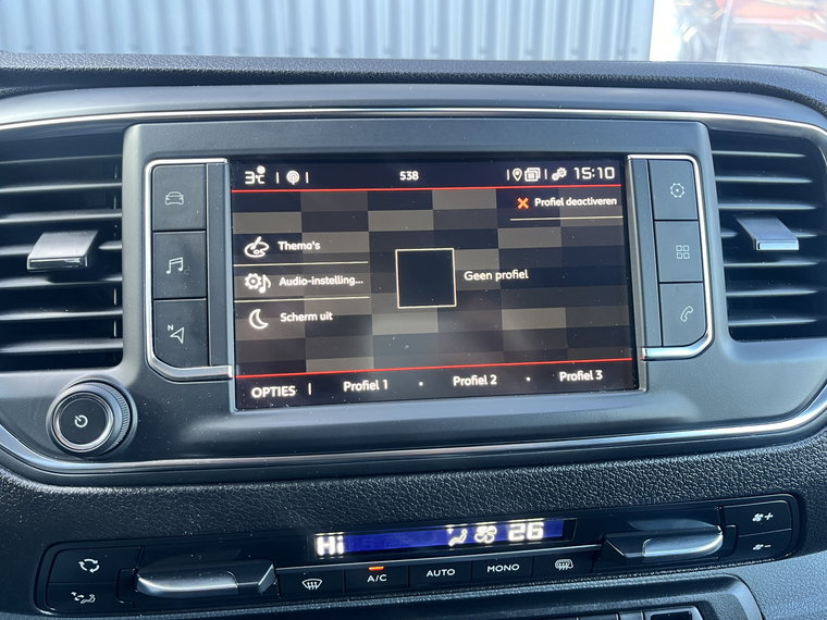 Vehicle Image 36