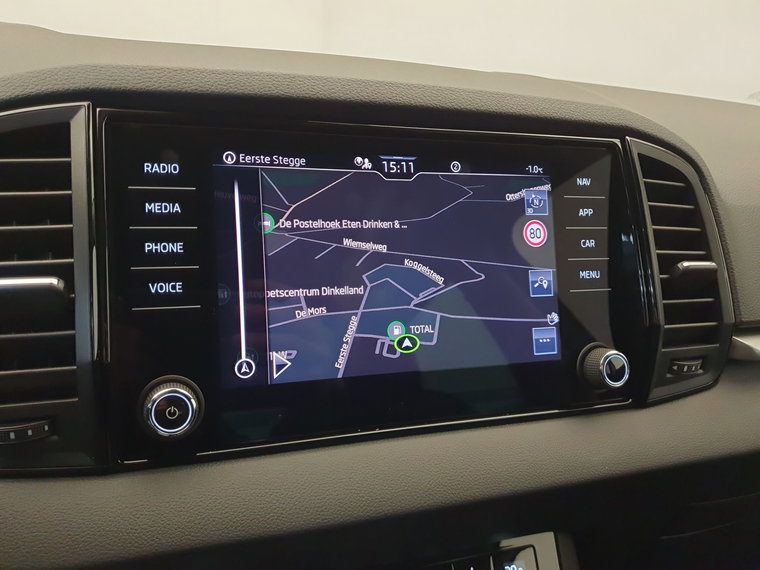 Vehicle Image 15