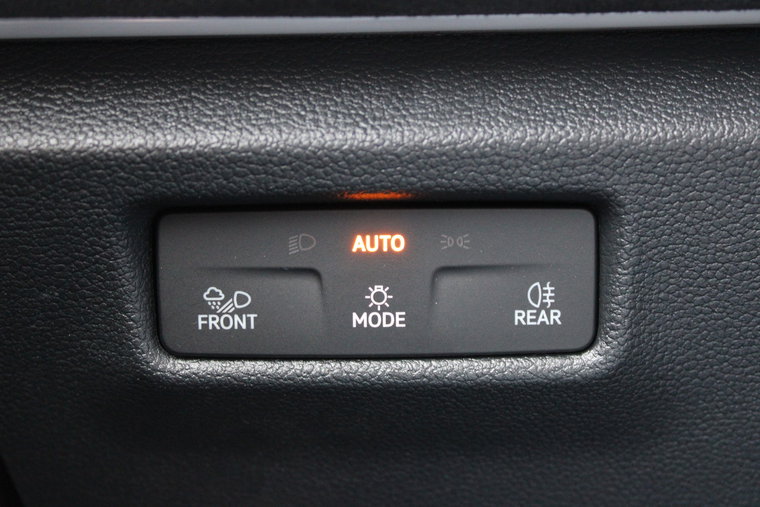 Vehicle Image 37