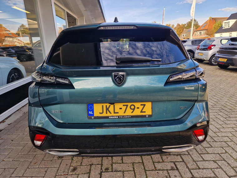 Vehicle Image 26