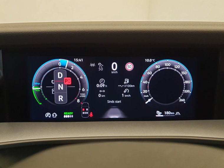 Vehicle Image 13