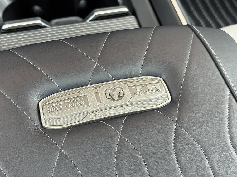 Vehicle Image 27