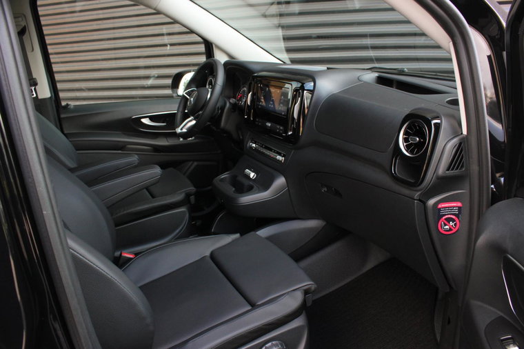 Vehicle Image 31