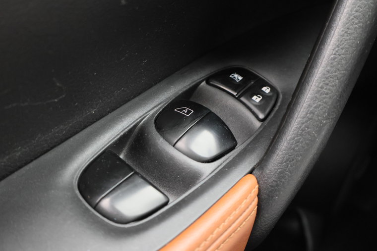 Vehicle Image 33