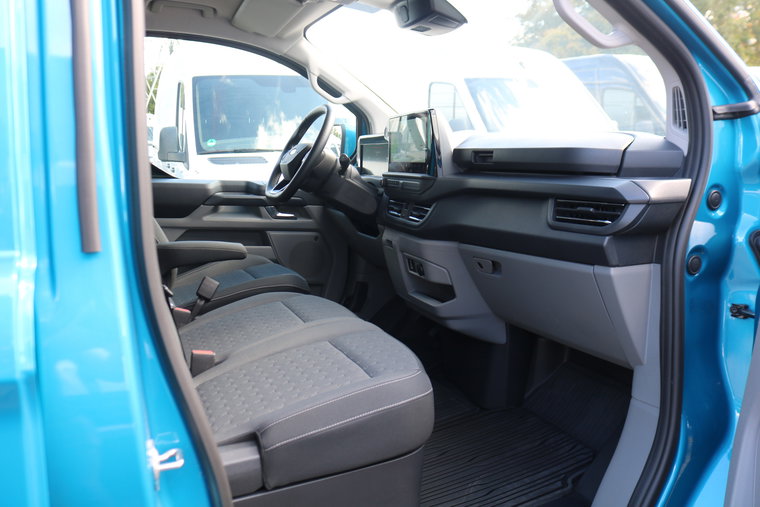 Vehicle Image 33