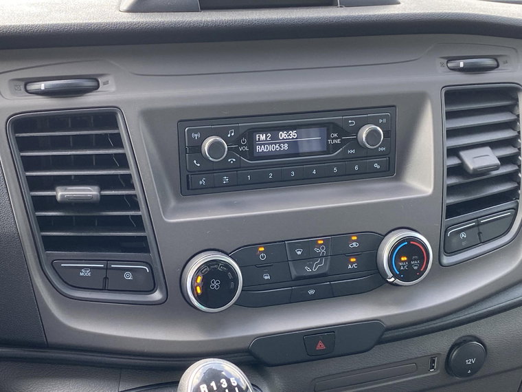 Vehicle Image 35